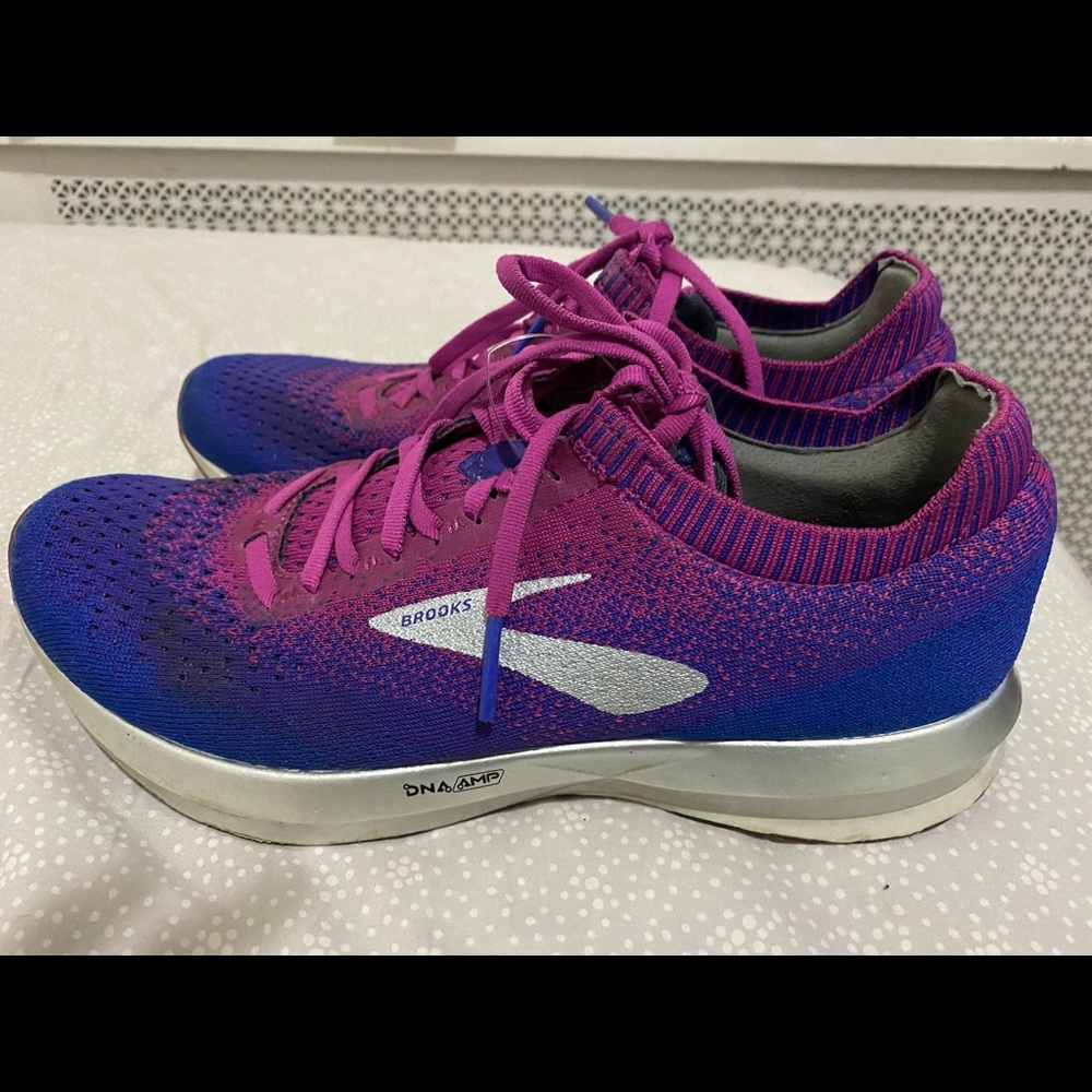 Brooks DNA amp sneakers 👟 ✨